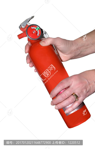 拿著滅火器