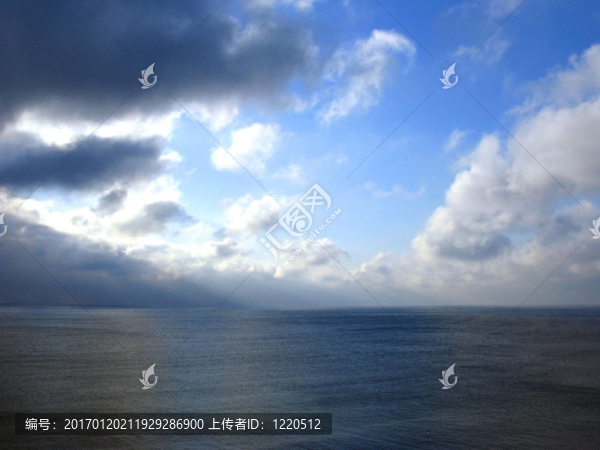 云、海