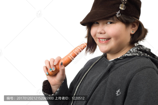 孩子吃胡蘿卜