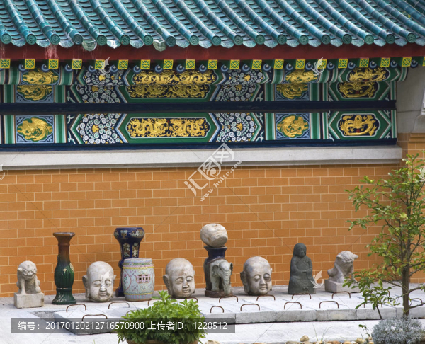 金色的龍壁石佛黃大仙佛教道教孔廟香港九龍