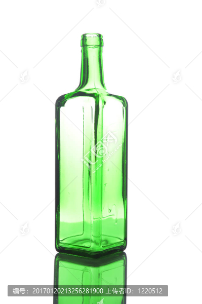 白葡萄酒瓶