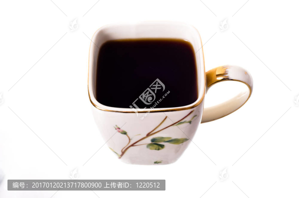 一杯黑咖啡。