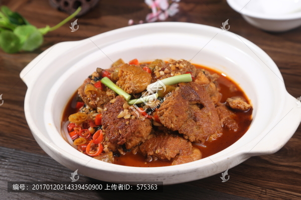 砂鍋魚雜
