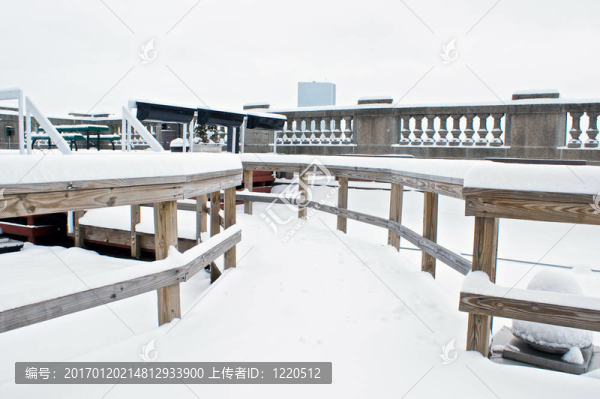 下雪了