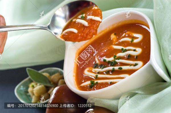 黑太子番茄湯一碗