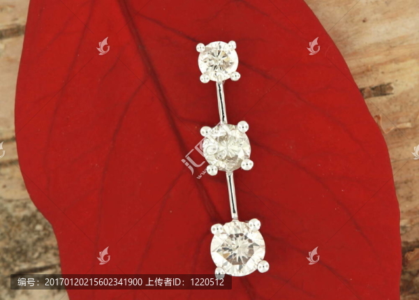 鉆石吊墜