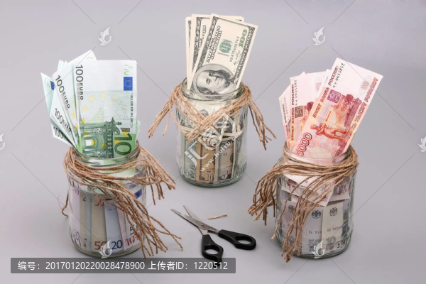 在罐子里的錢(qián)