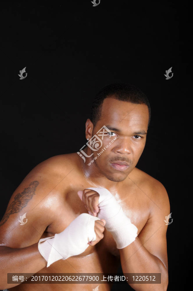 年輕的African,American男子