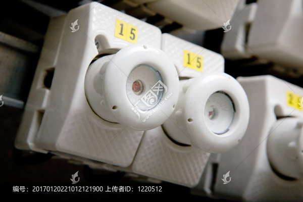 電氣斷路器的細(xì)節(jié)