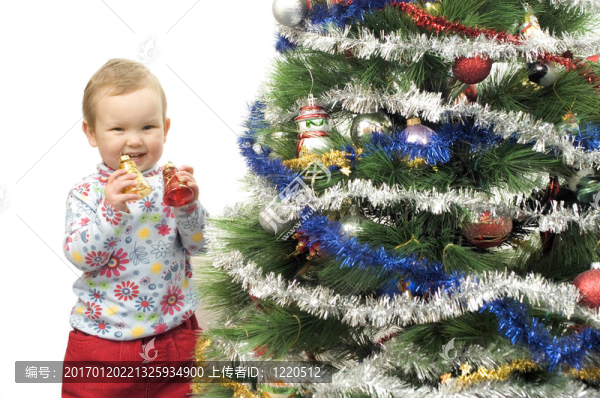 帶玻璃球的嬰兒