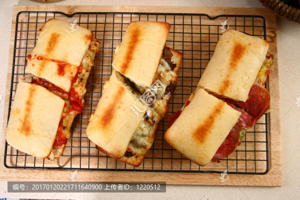 烤三明治