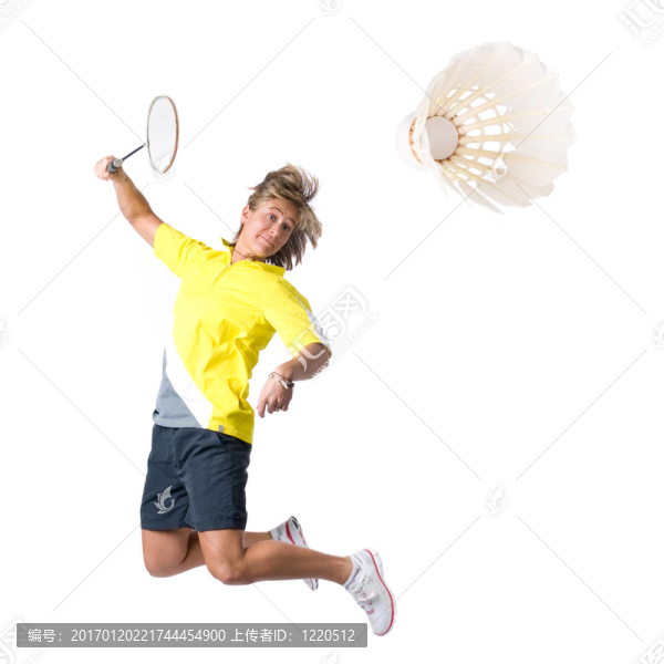 打羽毛球