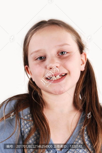 年輕女孩失蹤teethes。