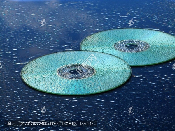 鎘和水滴