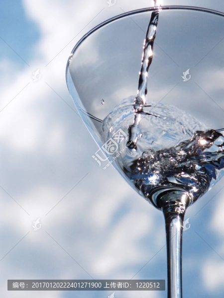 澆注水玻璃