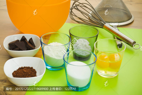 烤蛋糕