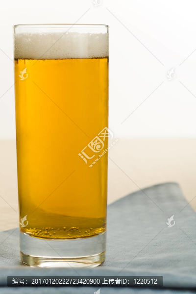 啤酒