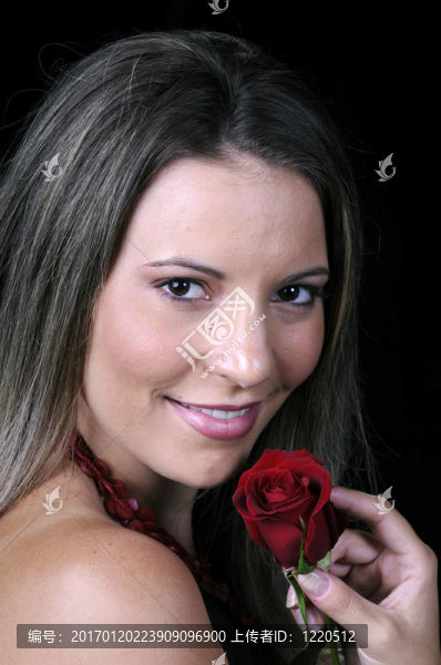 美麗的年輕女人，紅玫瑰