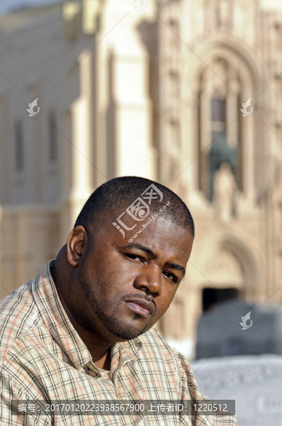 年輕的African,American男子