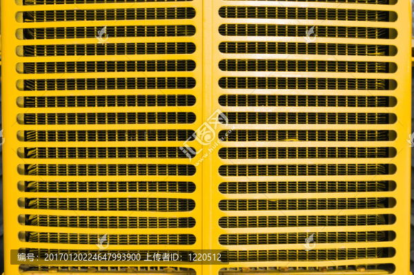 黃色拖拉機(jī)燒烤-匯圖網(wǎng) www.fosd68.com 黃色拖拉機(jī)燒烤