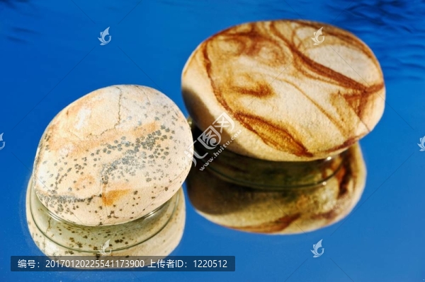 石頭與反思