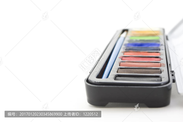 水彩顏料的權(quán)利框架-匯圖網(wǎng) www.fosd68.com 水彩顏料的權(quán)利框架