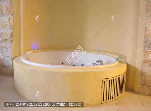 浴缸在現(xiàn)代batroom