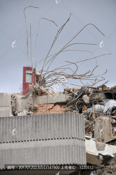 拆卸和消防出口