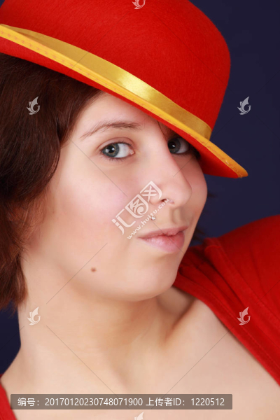 帶紅帽子的女孩