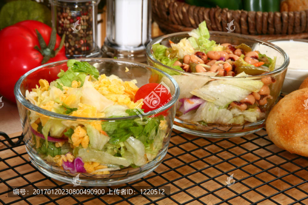 生菜和豆沙拉
