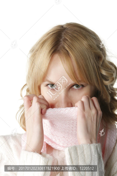溫暖的粉紅色neckscarf