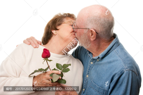 與Rose,Kissing的高級(jí)夫婦-匯圖網(wǎng) www.fosd68.com 與Rose,Kissing的高級(jí)夫婦