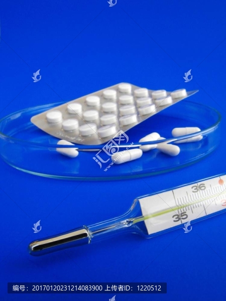 醫(yī)用藥丸和溫度計(jì)-匯圖網(wǎng) www.fosd68.com 醫(yī)用藥丸和溫度計(jì)