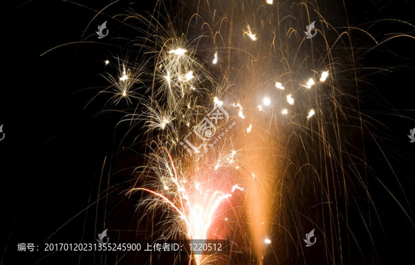 天空中的爆竹