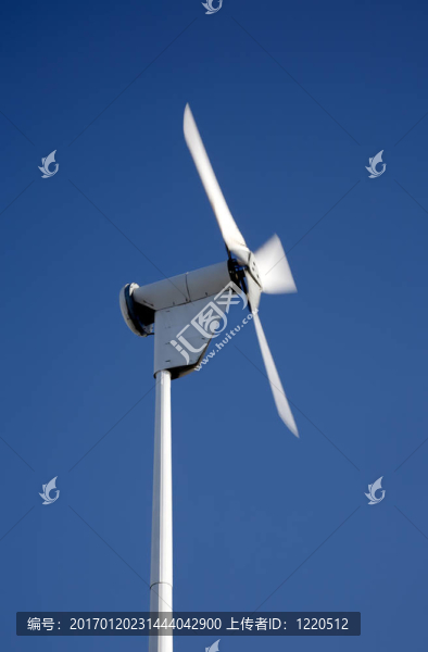 風(fēng)力發(fā)電機(jī)組。