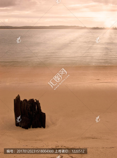 海灘日出-匯圖網(wǎng) www.fosd68.com 海灘日出