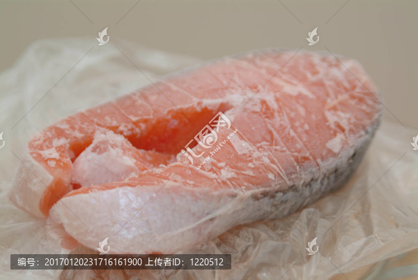 冷凍鮭魚(yú)牛排