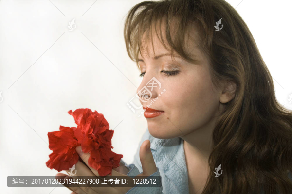 聞花的女孩