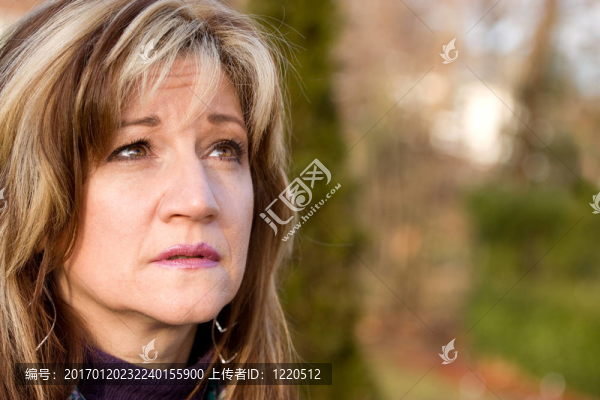 女人看了