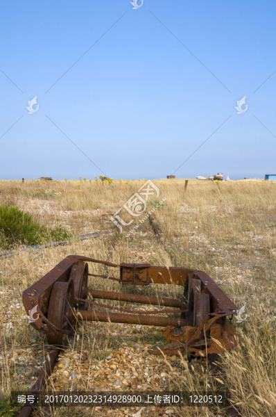 生銹的鐵軌-匯圖網(wǎng) www.fosd68.com 生銹的鐵軌