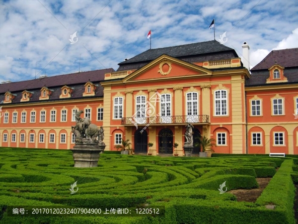 古老的城堡-捷克共和國多布里斯