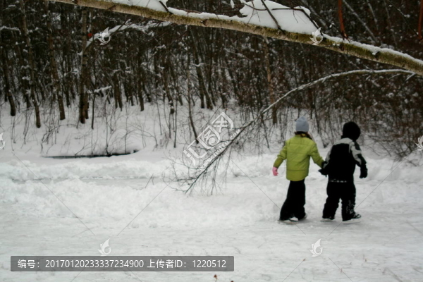 手在手滑板