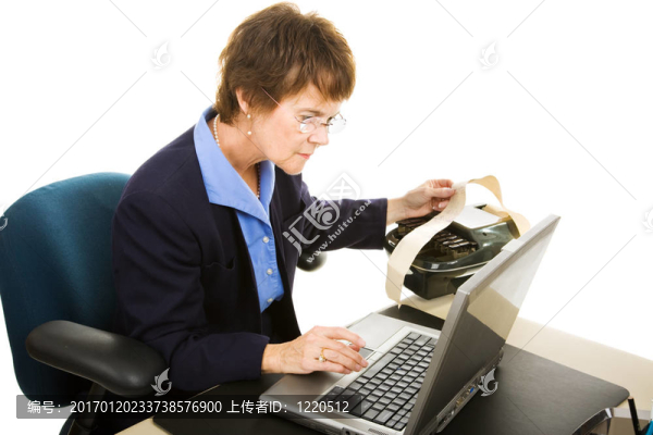打字的法庭筆錄