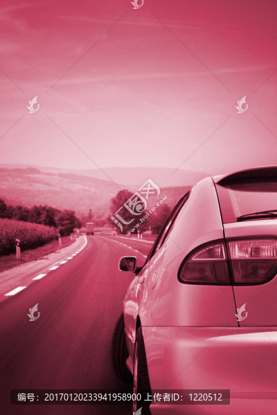 道路上的汽車
