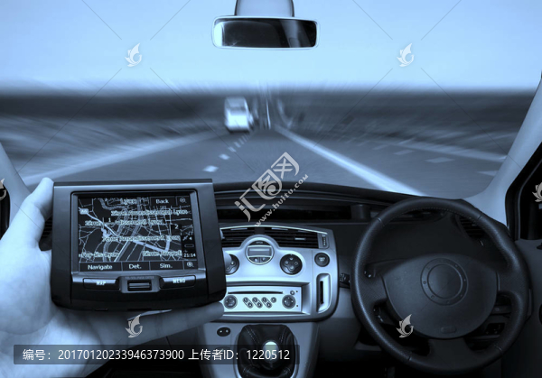 全球定位系統(tǒng)在一個男人的手