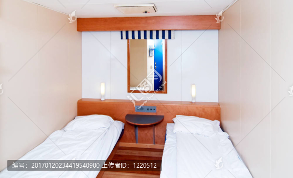 小木屋的房間