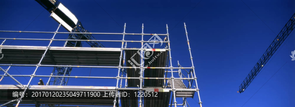 對抗天空的舞臺