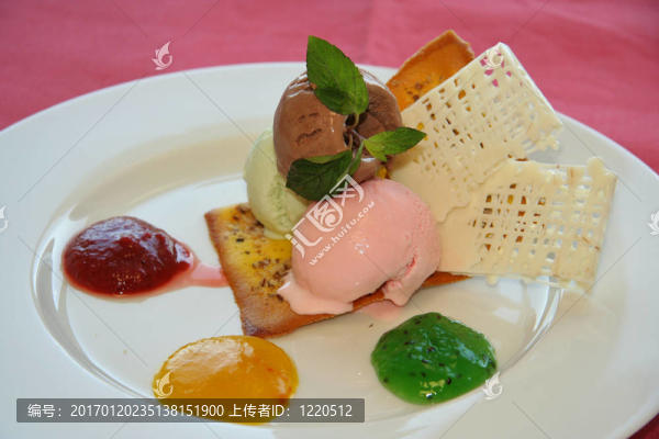 冰淇淋甜點