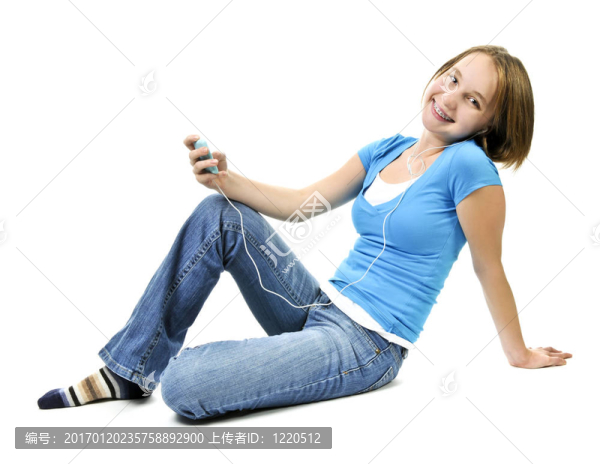 十幾歲的女孩聽音樂