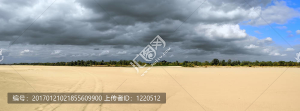 干河床全景